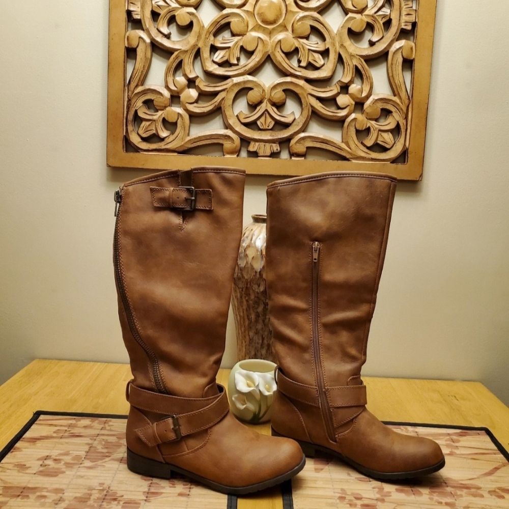 Knee High Boots Size 5.5 Material Girl